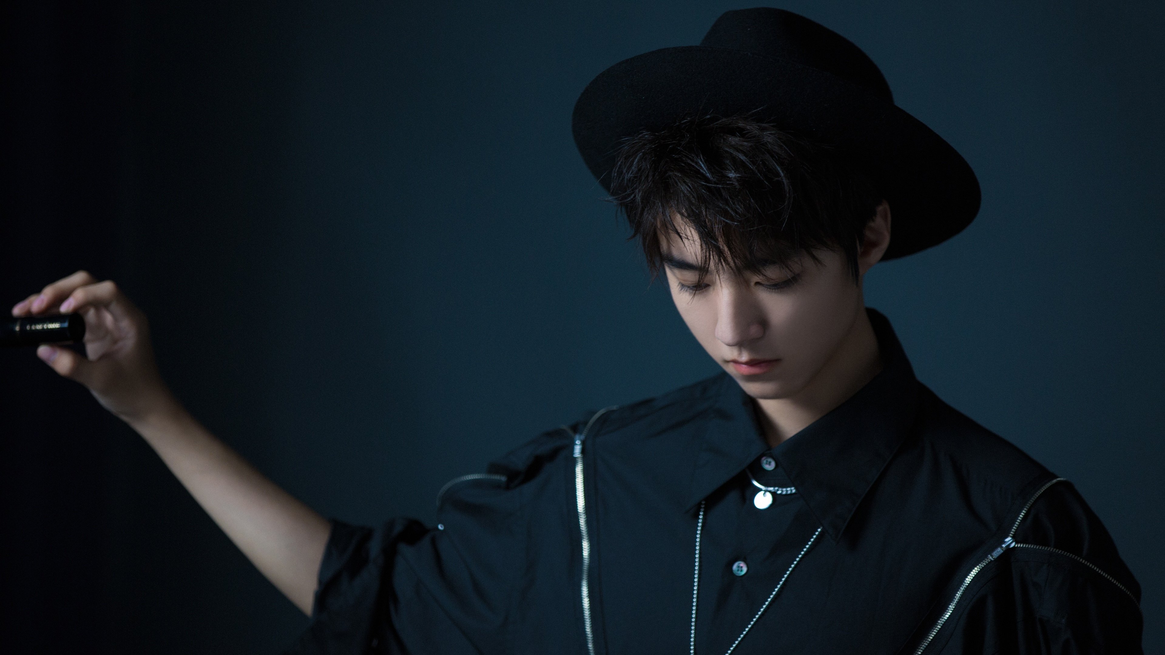 关键轮次是否应更多采用体能储备较足球员首发