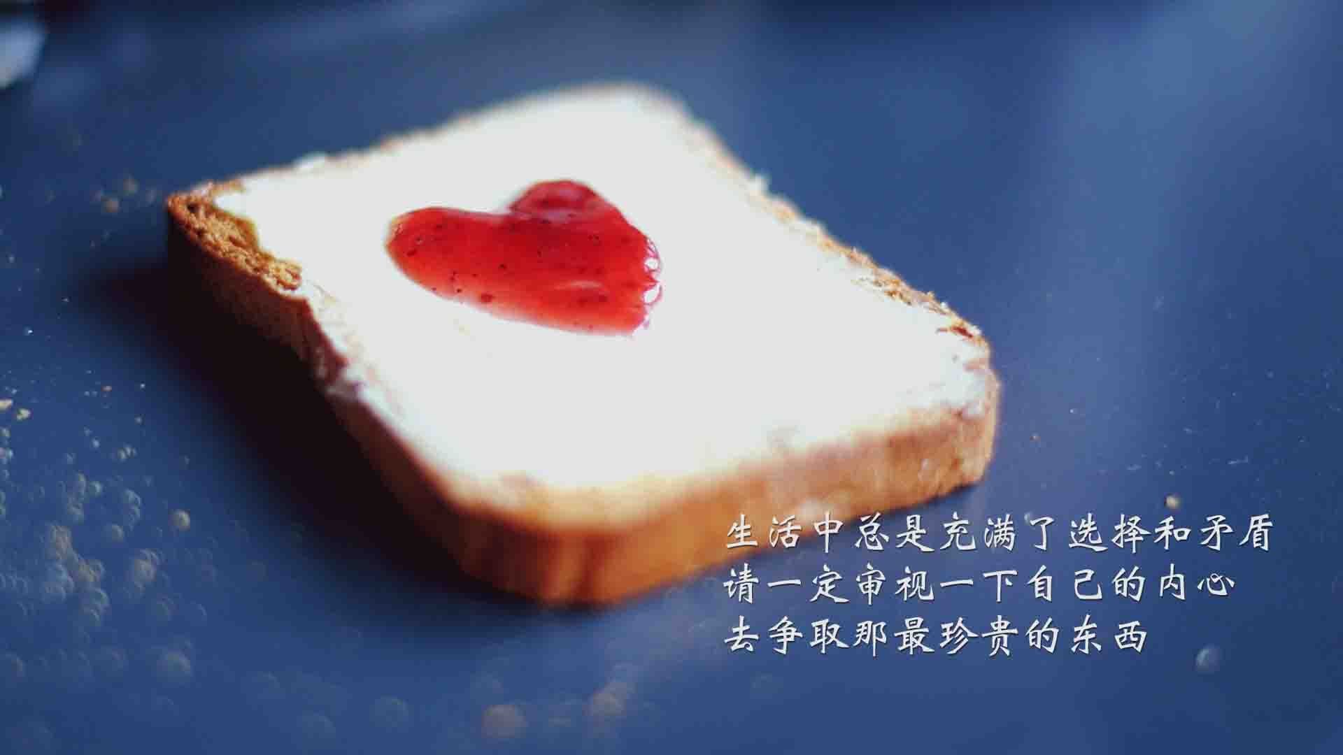 九游游戏中心官网-接力女团配合默契 场边掌声雷动，接力赛女子4×200视频